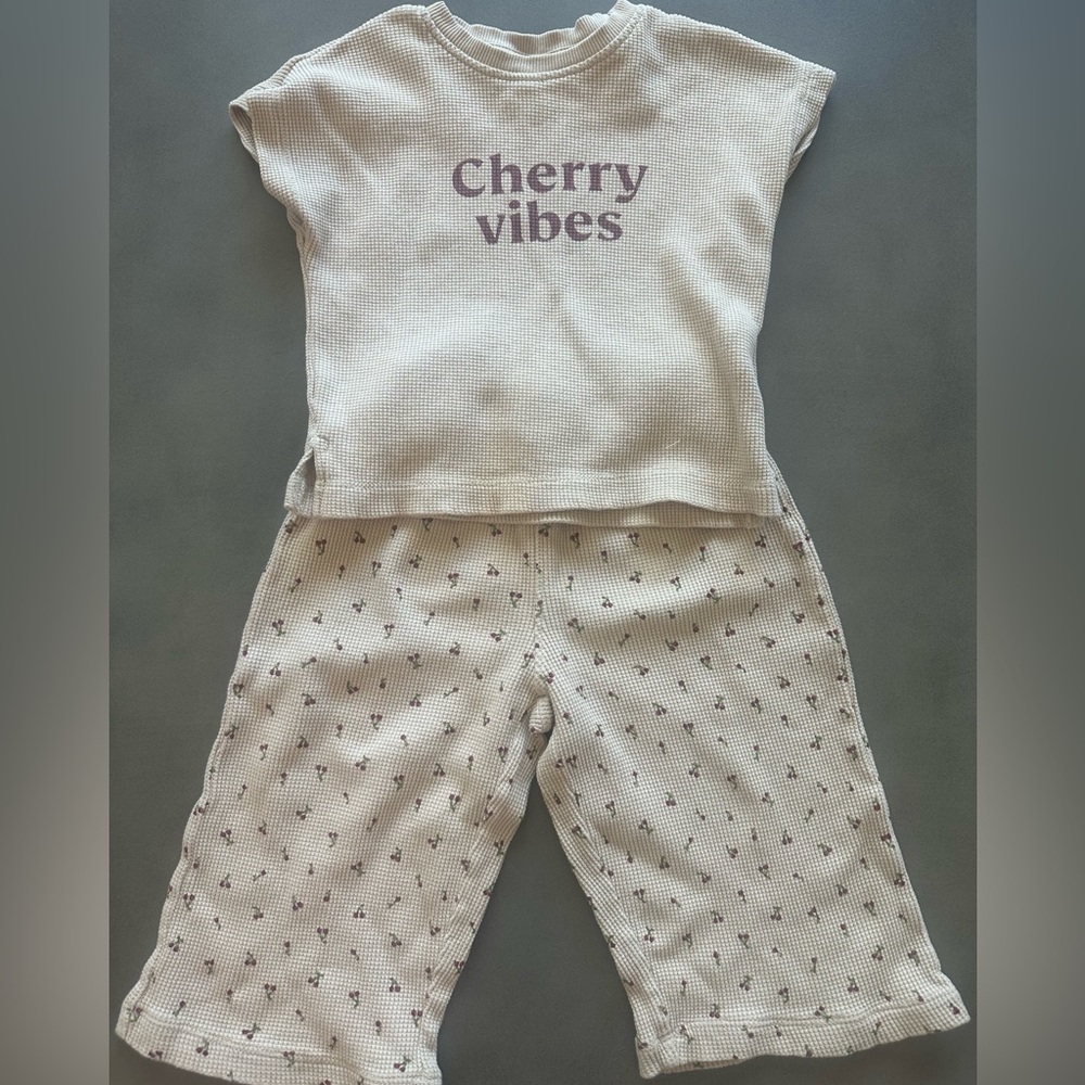 Zara toddler girl waffle set size 3T